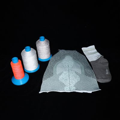 Vestidos de seguridad Tejido con revestimiento de cuentas de vidrio de hilo reflectante