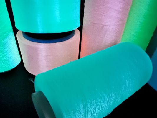 Escalera luminosa de hilo de punto brillante verde 30 minutos Tiempo de carga