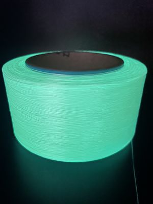 Poliéster Fluorescente de tejido de punto de hilo Blanco zapatos superior brillante