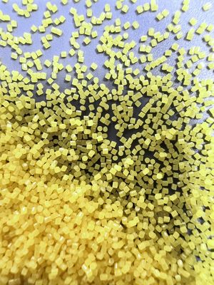 0.4*0.4mm de arena de explosión de plástico de color amarillo de tamaño medio alta estabilidad térmica
